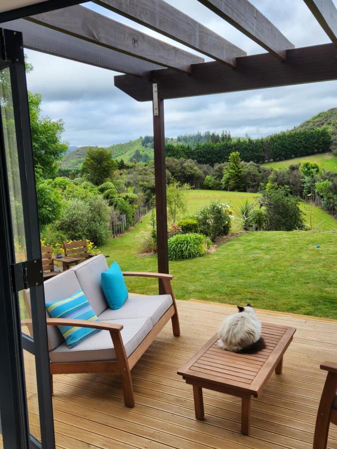 Hotel Boutique Art Retreat Upper Hutt Esterno foto
