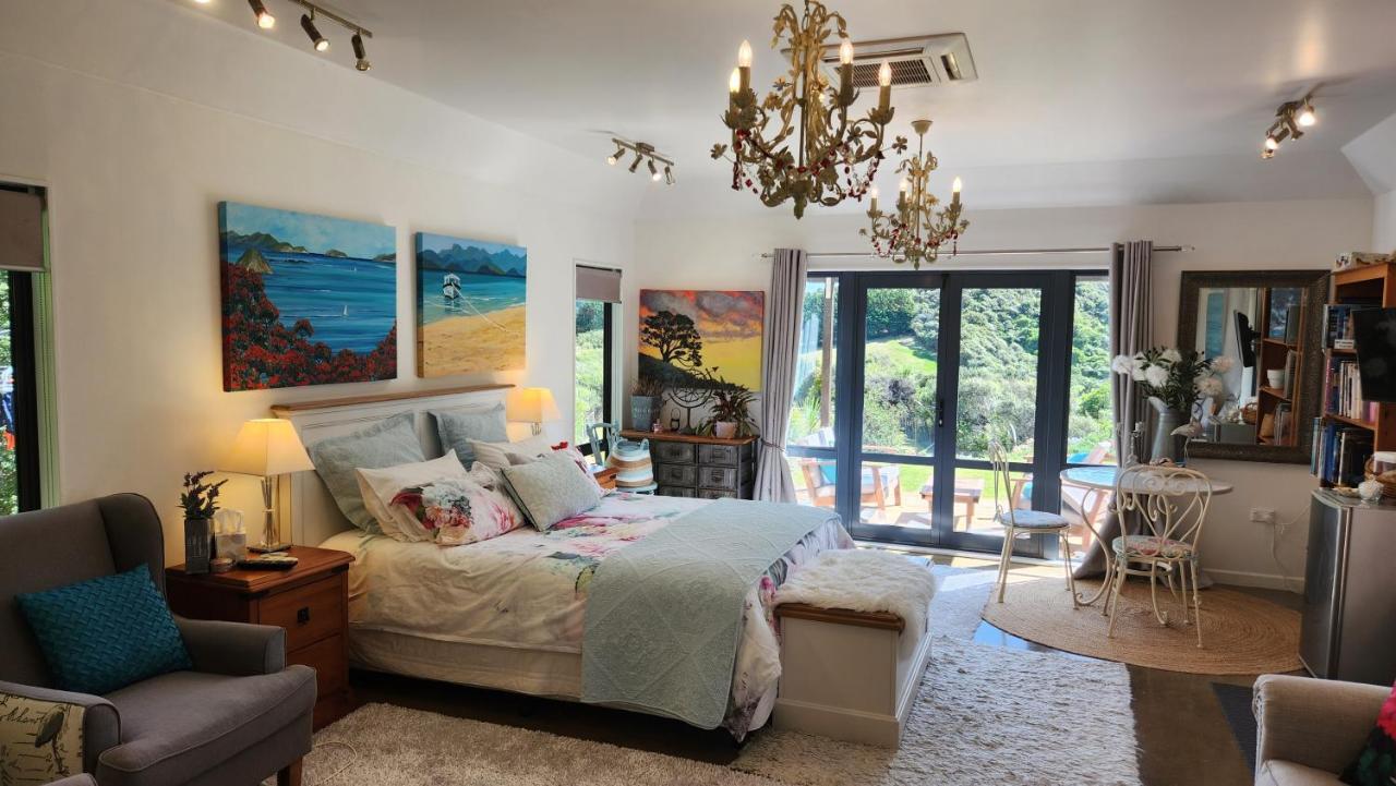 Hotel Boutique Art Retreat Upper Hutt Esterno foto