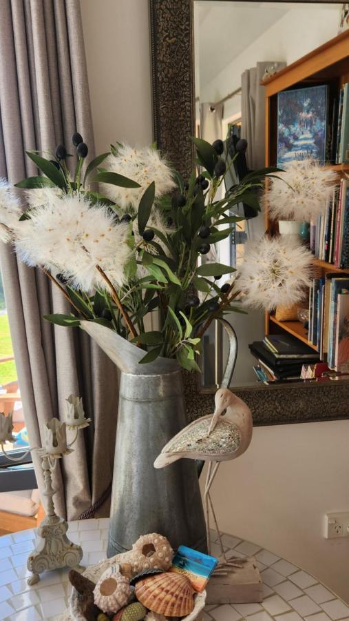 Hotel Boutique Art Retreat Upper Hutt Esterno foto